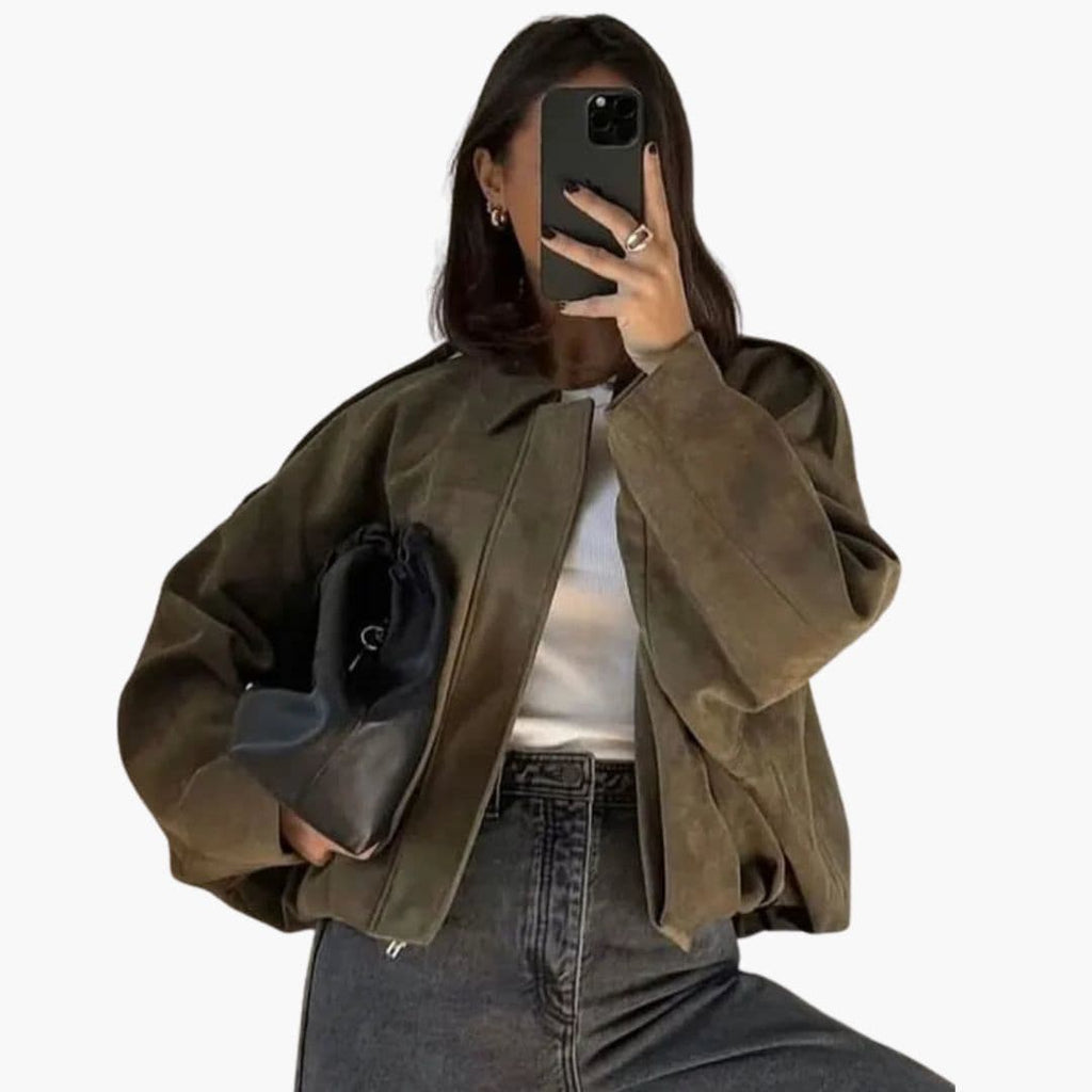 Damska kurtka bomberka z kołnierzem z klapami