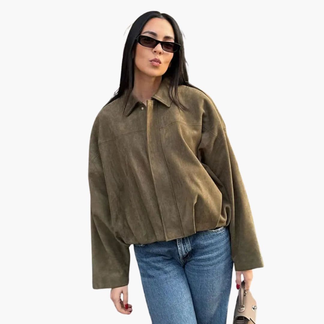 Damska kurtka bomberka z kołnierzem z klapami