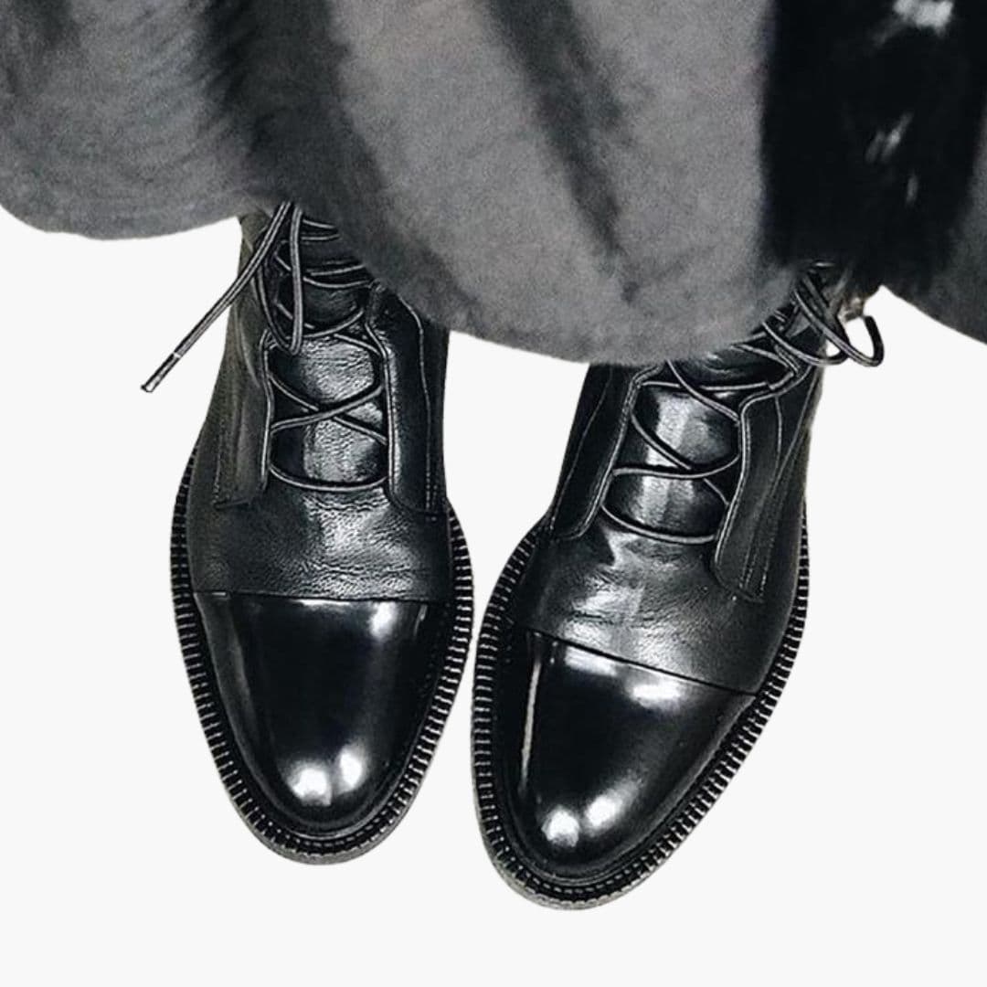 Damskie botki za kostkę sznurowane z przeszyciami