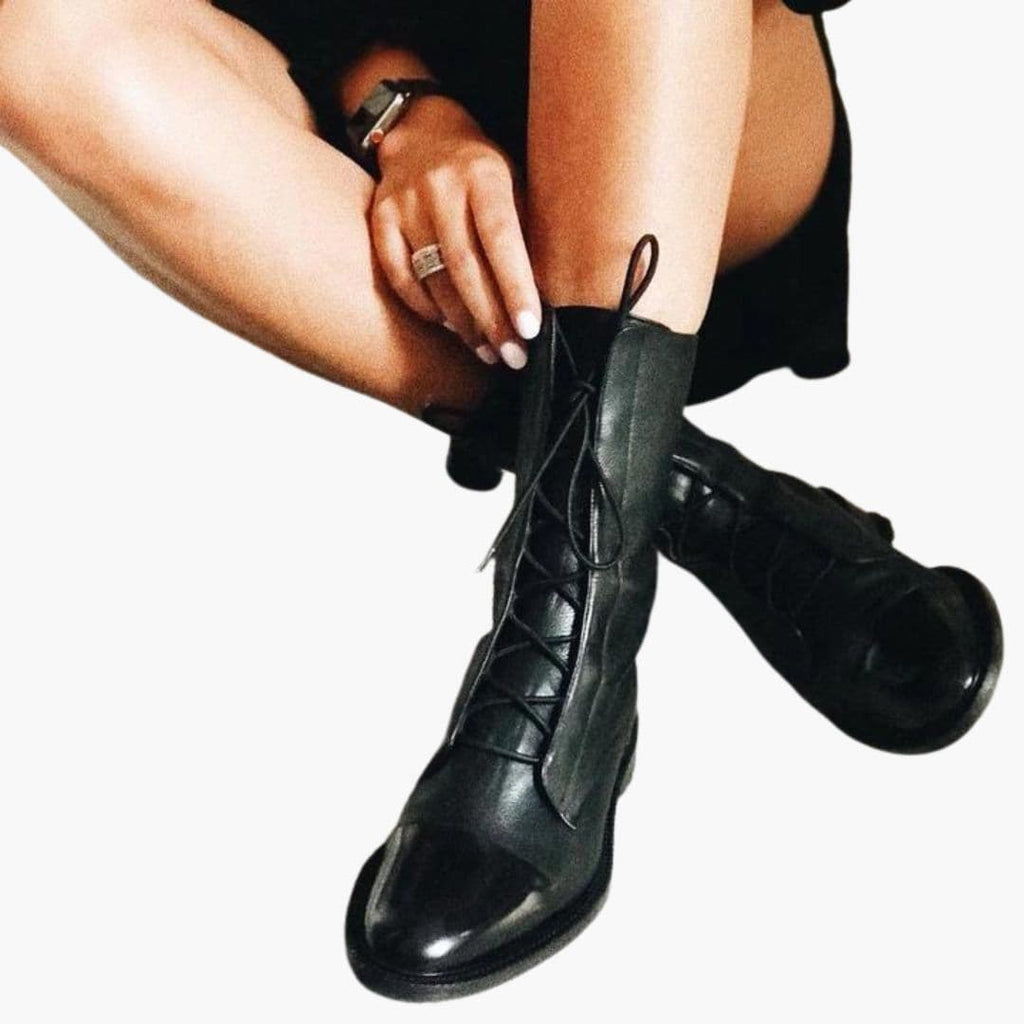 Damskie botki za kostkę sznurowane z przeszyciami