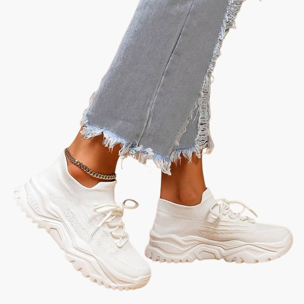 Damskie sneakersy sznurowane z siateczkową cholewką