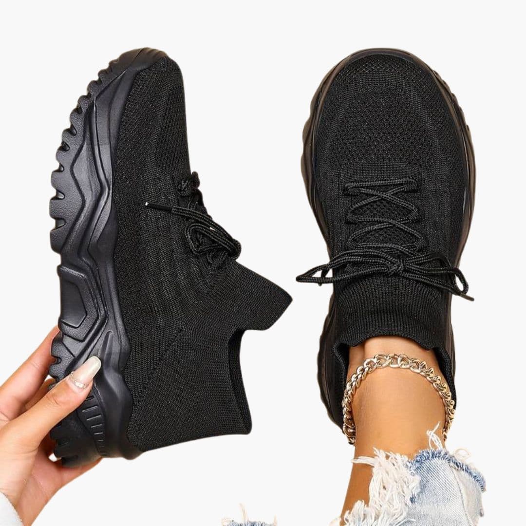 Damskie sneakersy sznurowane z siateczkową cholewką