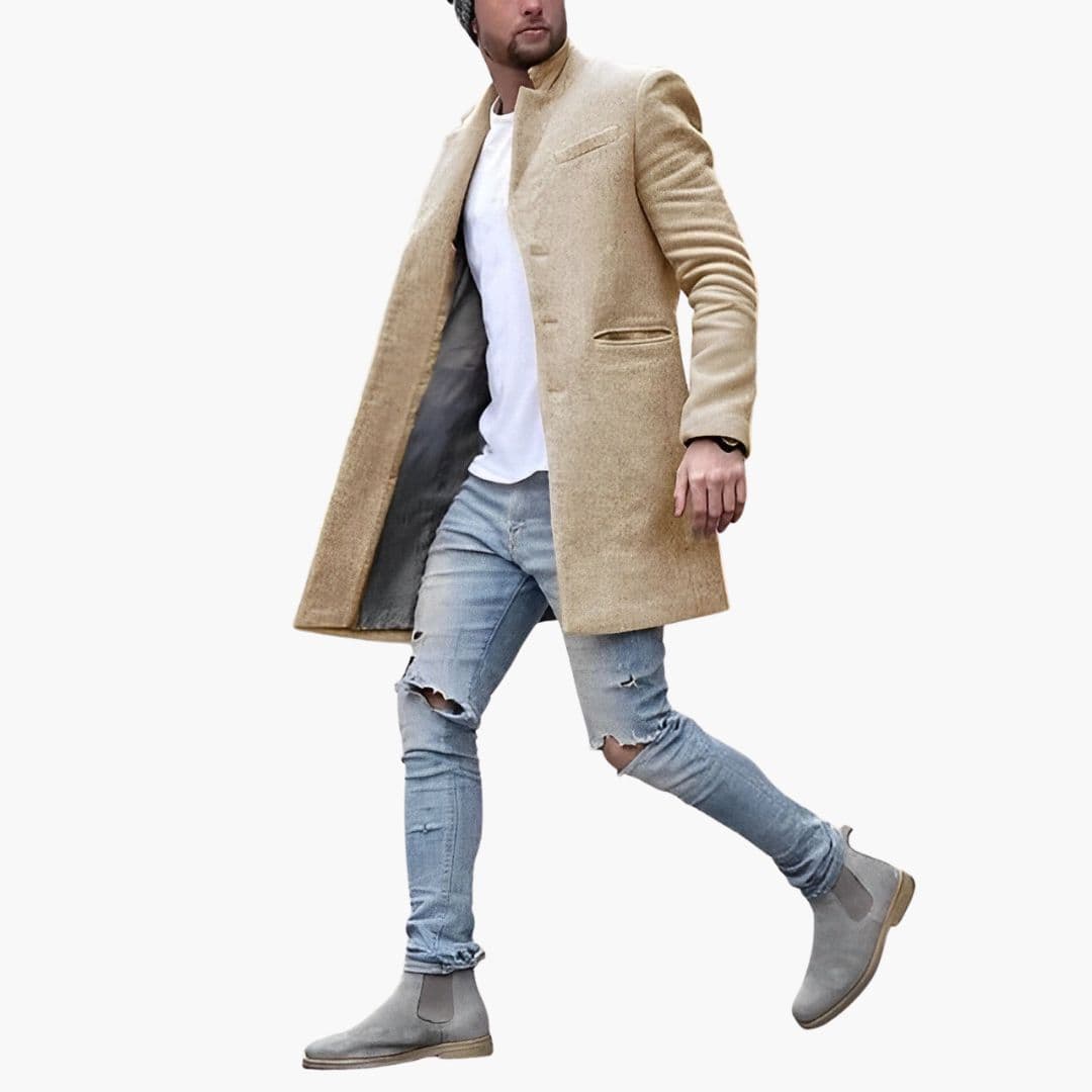 Długi płaszcz męski ze stójką i kieszeniami z przodu