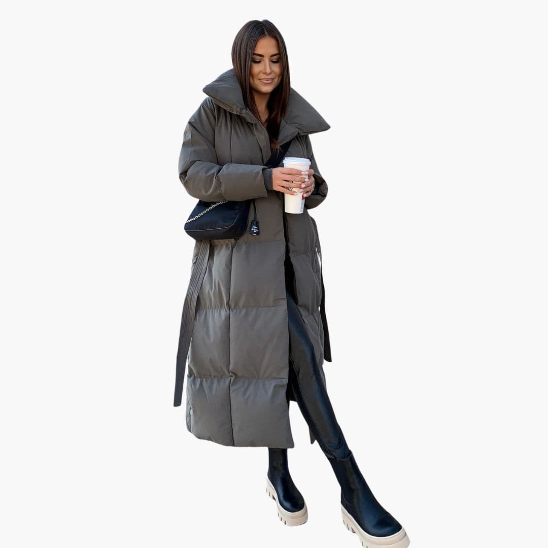 Długi płaszcz zimowy damski z szerokim kołnierzem