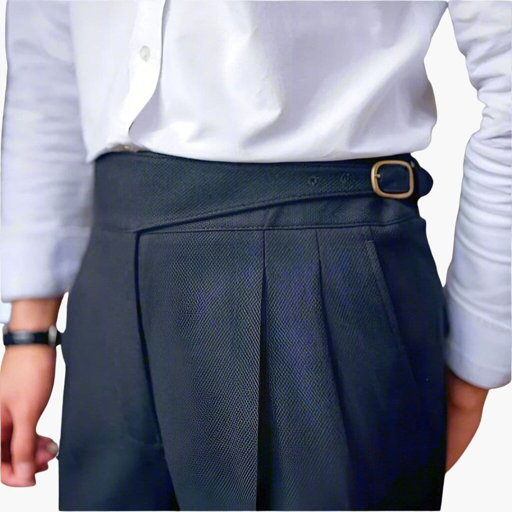 Męskie spodnie z wysokim stanem i zakładkami z przodu