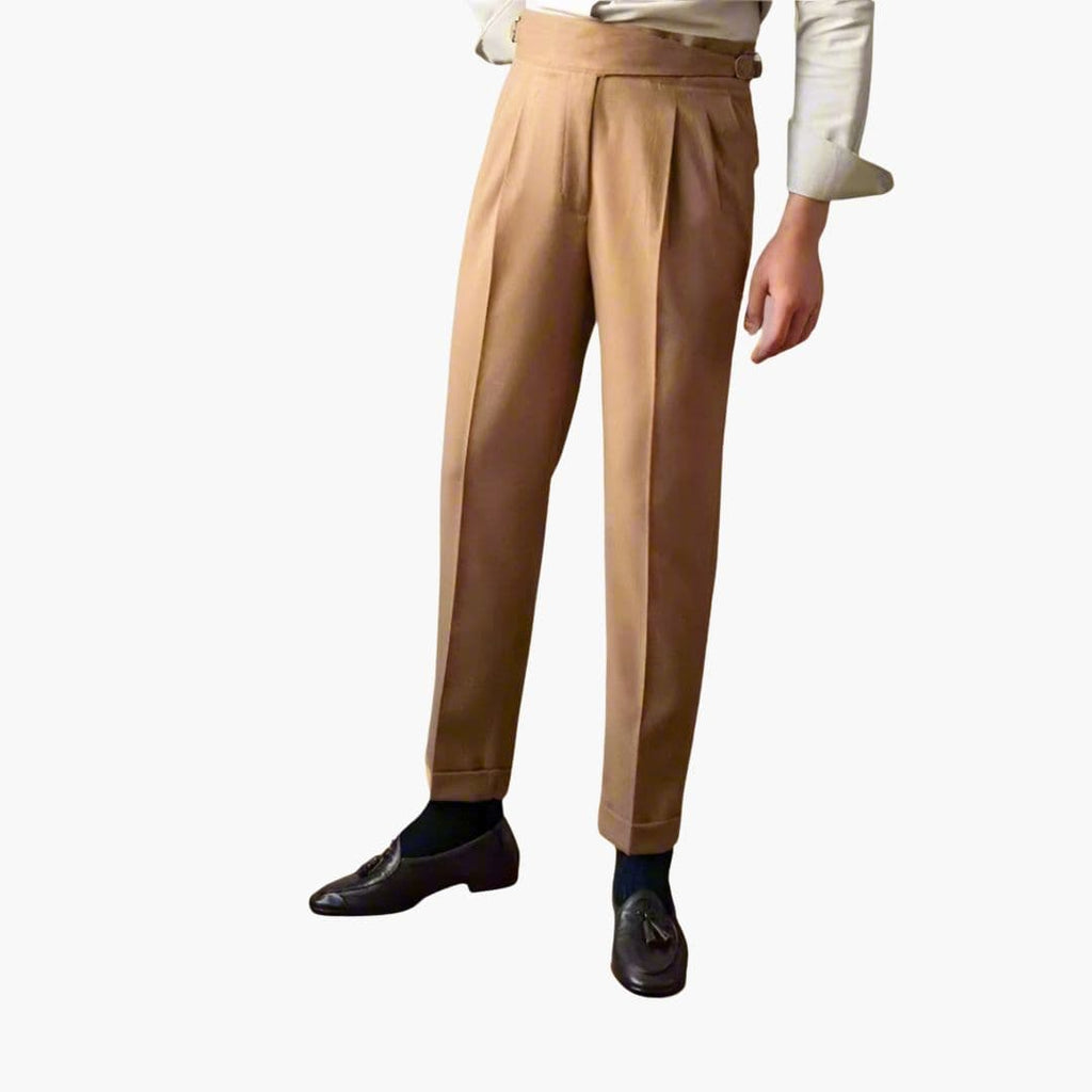 Męskie spodnie z wysokim stanem i zakładkami z przodu